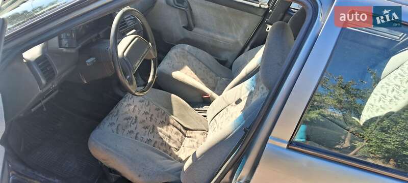 Универсал ВАЗ / Lada 2111 2005 в Шумске