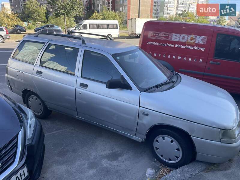 Универсал ВАЗ / Lada 2111 2004 в Киеве