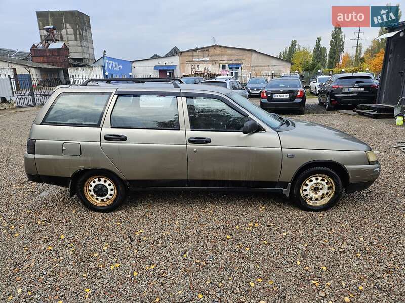 Універсал ВАЗ / Lada 2111 2002 в Шостці