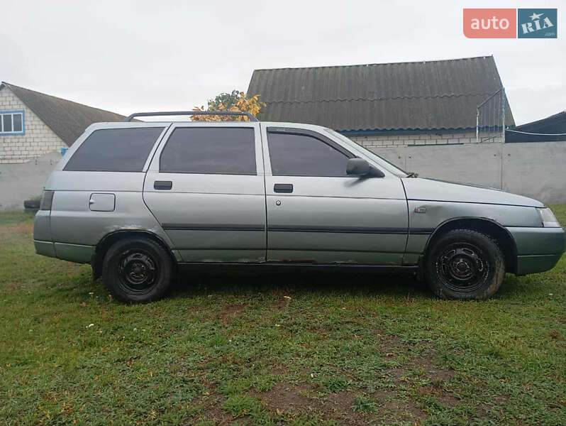 Универсал ВАЗ / Lada 2111 2006 в Чутове