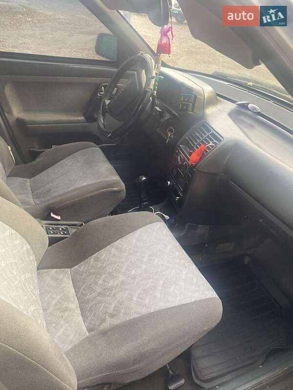 Універсал ВАЗ / Lada 2111 2004 в Хотині фото 2 Універсал ВАЗ / Lada 2111 2004 в Хотині