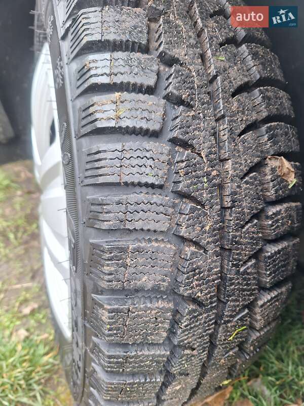 Универсал ВАЗ / Lada 2111 2007 в Тальном фото 13 Универсал ВАЗ / Lada 2111 2007 в Тальном