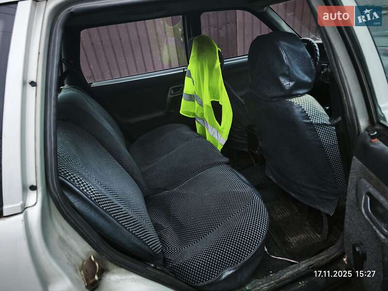 Универсал ВАЗ / Lada 2111 2004 в Свессе