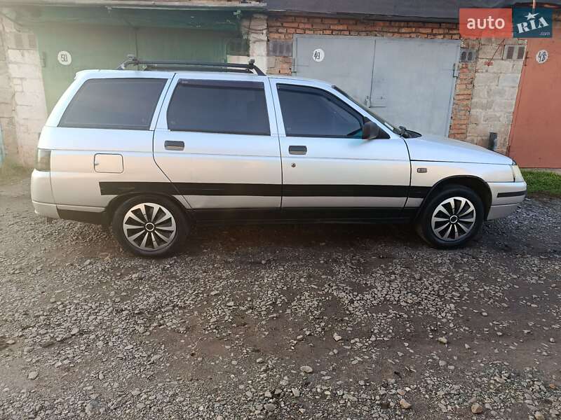 Универсал ВАЗ / Lada 2111 2004 в Кривом Роге