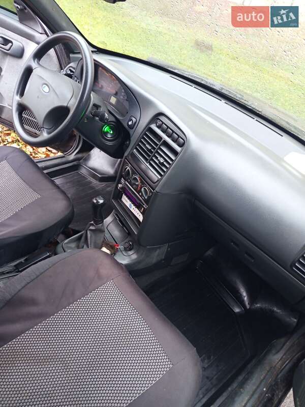 Универсал ВАЗ / Lada 2111 2009 в Ровно фото 3 Универсал ВАЗ / Lada 2111 2009 в Ровно