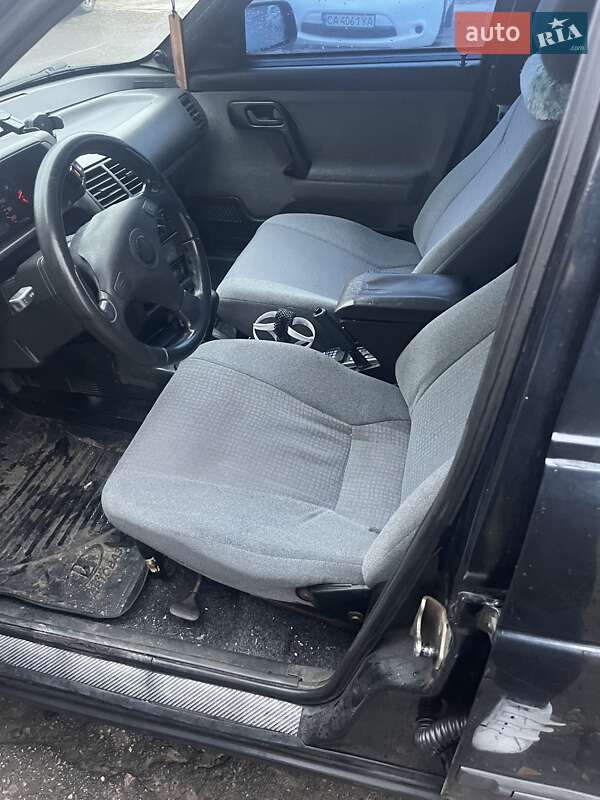 Универсал ВАЗ / Lada 2111 2007 в Черкассах фото 6 Универсал ВАЗ / Lada 2111 2007 в Черкассах