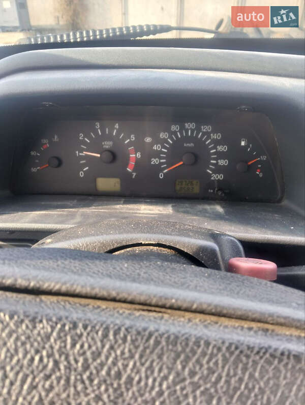 Универсал ВАЗ / Lada 2111 2011 в Черновцах