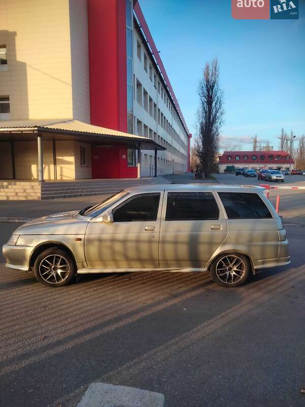 ВАЗ / Lada 2111 2005