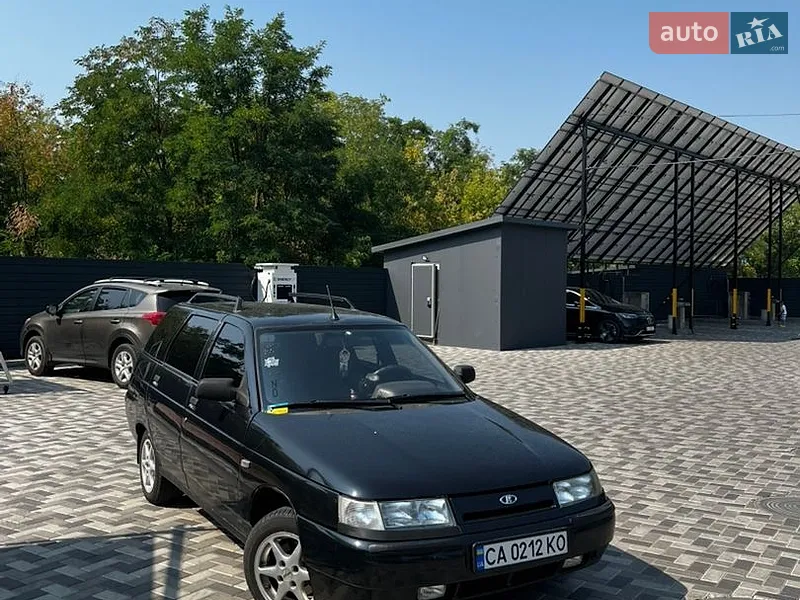 ВАЗ / Lada 2111