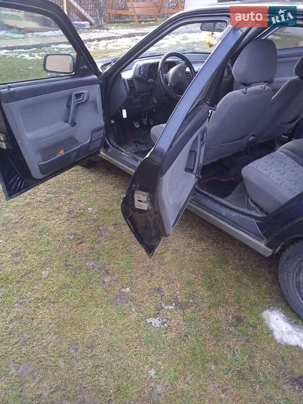 Седан ВАЗ / Lada 2112 2006 в Коломые фото 7 Седан ВАЗ / Lada 2112 2006 в Коломые