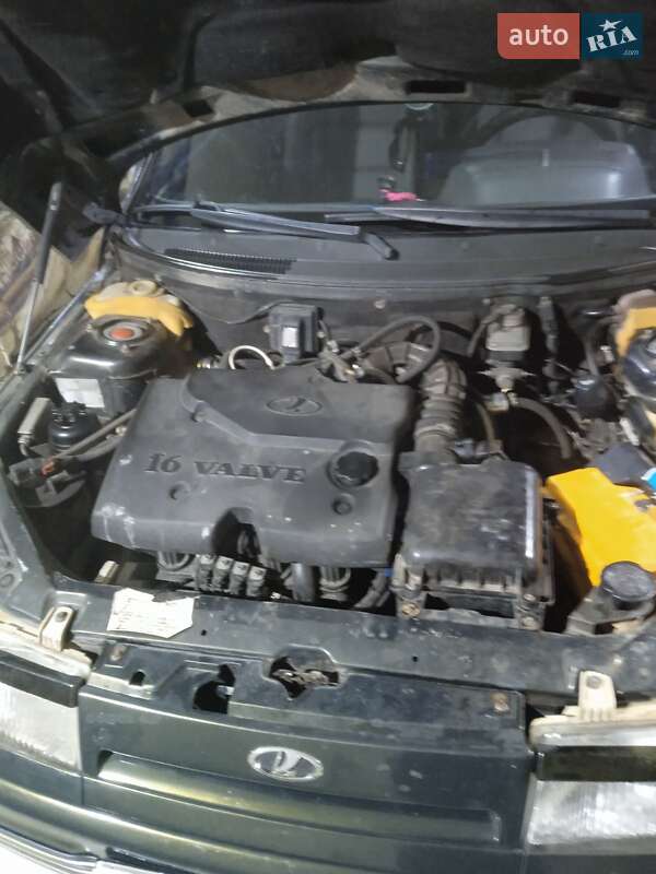 Хэтчбек ВАЗ / Lada 2112 2006 в Вольногорске