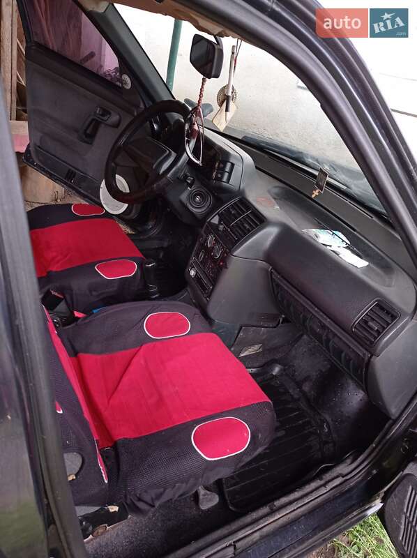 Хэтчбек ВАЗ / Lada 2112 2007 в Хусте