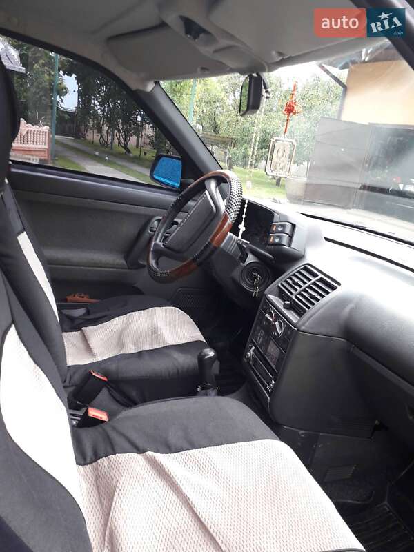 Хетчбек ВАЗ / Lada 2112 2007 в Тисмениці