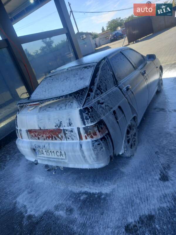 Хэтчбек ВАЗ / Lada 2112 2004 в Николаеве