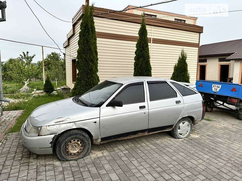 Хэтчбек ВАЗ / Lada 2112 2003 в Тернополе