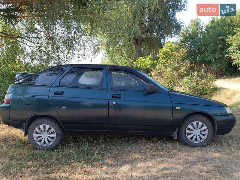 Хэтчбек ВАЗ / Lada 2112 2007 в Александровке