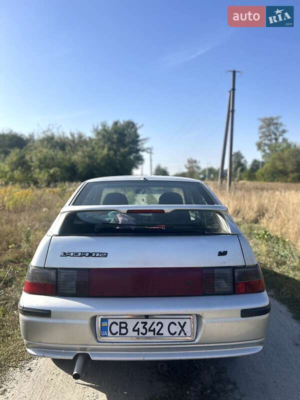 Хетчбек ВАЗ / Lada 2112 2002 в Чернігові фото 4 Хетчбек ВАЗ / Lada 2112 2002 в Чернігові