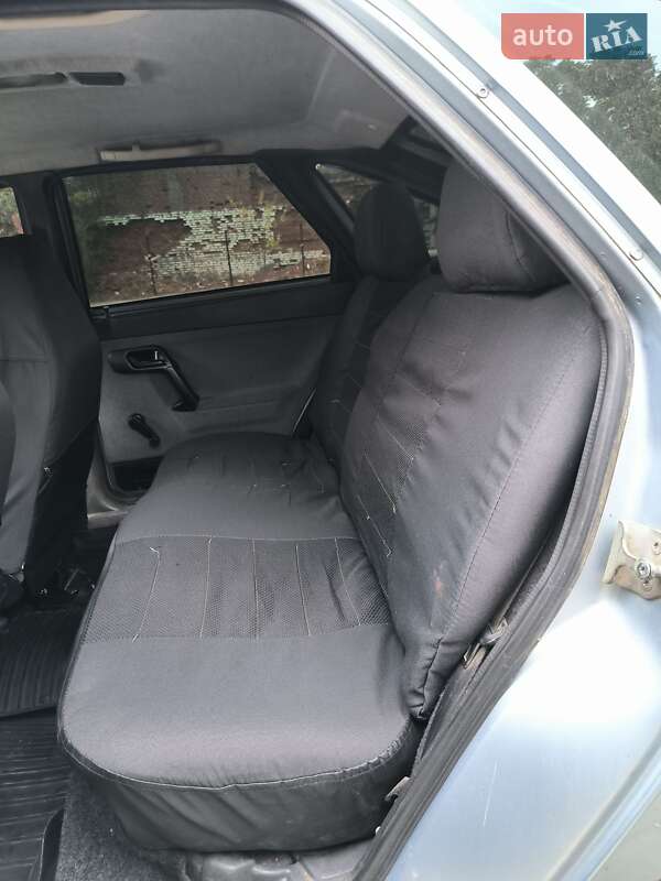 Хетчбек ВАЗ / Lada 2112 2008 в Чугуєві фото 10 Хетчбек ВАЗ / Lada 2112 2008 в Чугуєві