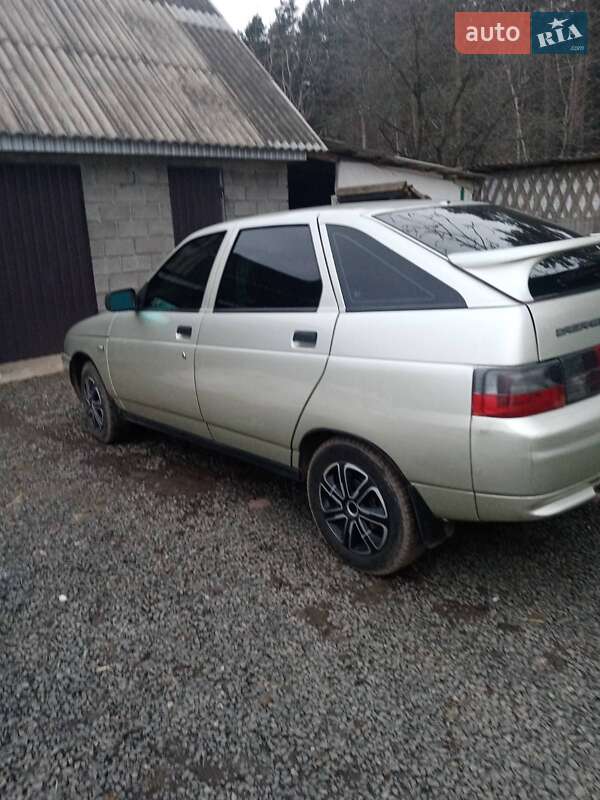 Хэтчбек ВАЗ / Lada 2112 2006 в Ровно