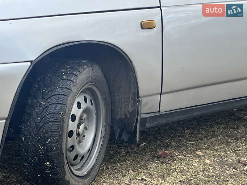 Хэтчбек ВАЗ / Lada 2112 2005 в Яготине