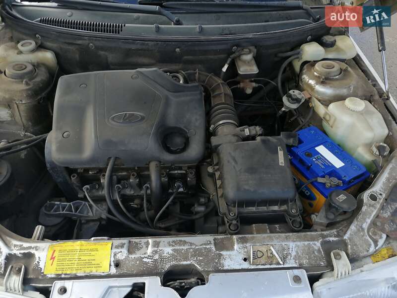 Хэтчбек ВАЗ / Lada 2112 2006 в Харькове