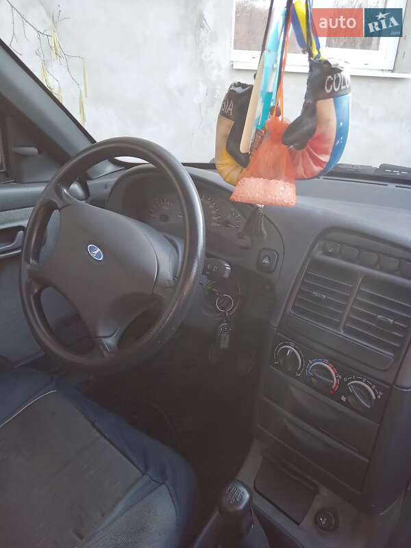 Хэтчбек ВАЗ / Lada 2112 2008 в Ужгороде