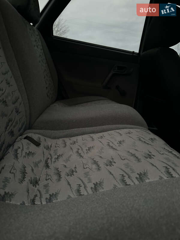 Хэтчбек ВАЗ / Lada 2112 2007 в Заречном фото 26 Хэтчбек ВАЗ / Lada 2112 2007 в Заречном