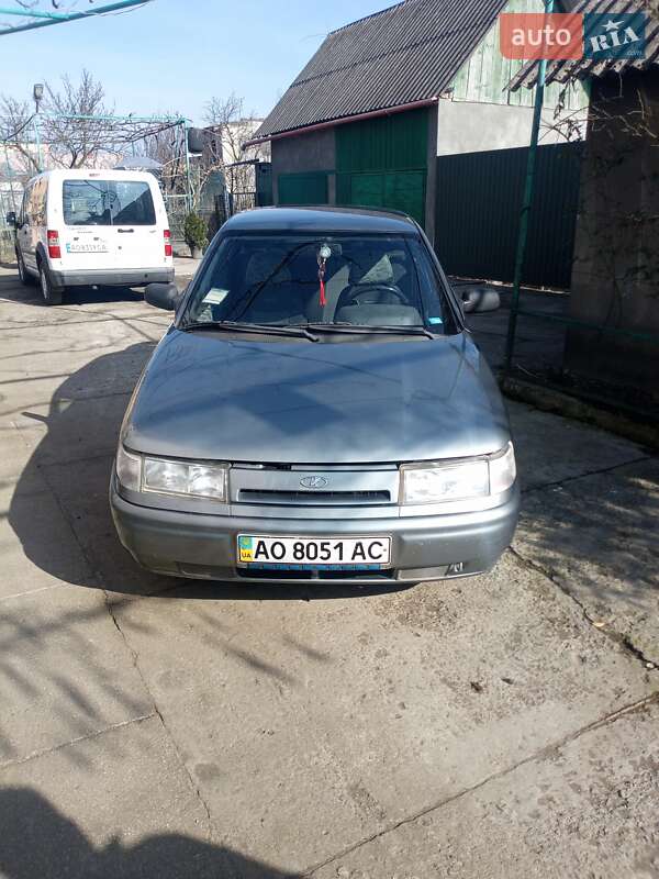 Хэтчбек ВАЗ 2112 2005 в 