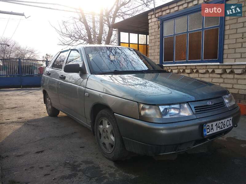 Хэтчбек ВАЗ / Lada 2112 2012 в Новоархангельске