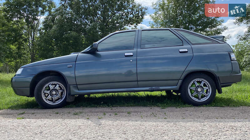Хэтчбек ВАЗ / Lada 2112 2006 в Долинской