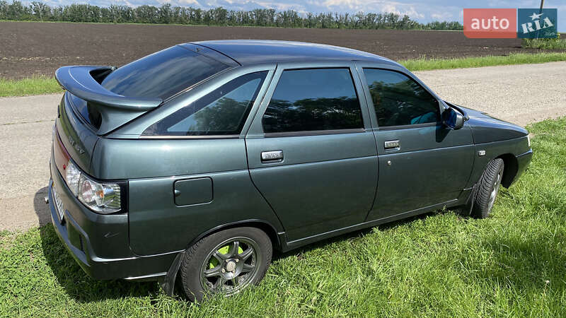 Хэтчбек ВАЗ / Lada 2112 2006 в Долинской