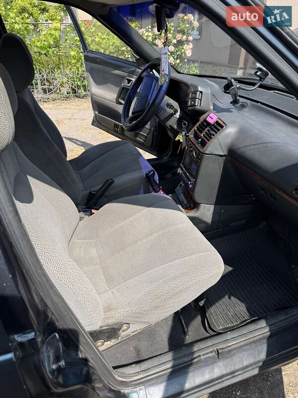 Хэтчбек ВАЗ / Lada 2112 2001 в Тетиеве фото 7 Хэтчбек ВАЗ / Lada 2112 2001 в Тетиеве