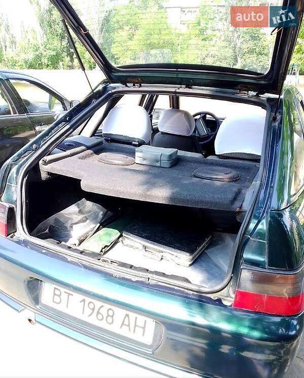 Хэтчбек ВАЗ / Lada 2112 2001 в Херсоне