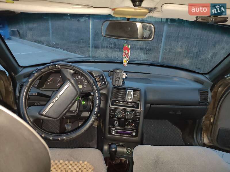 Хэтчбек ВАЗ / Lada 2112 2007 в Виннице
