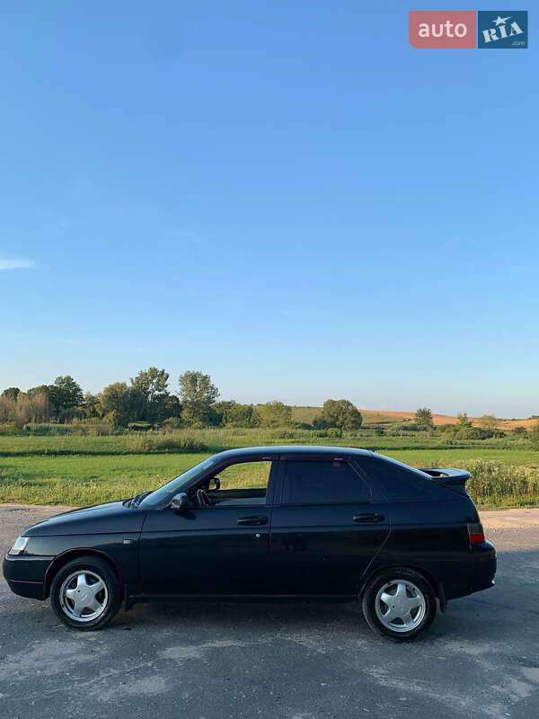 Хэтчбек ВАЗ / Lada 2112 2007 в Хмельницком