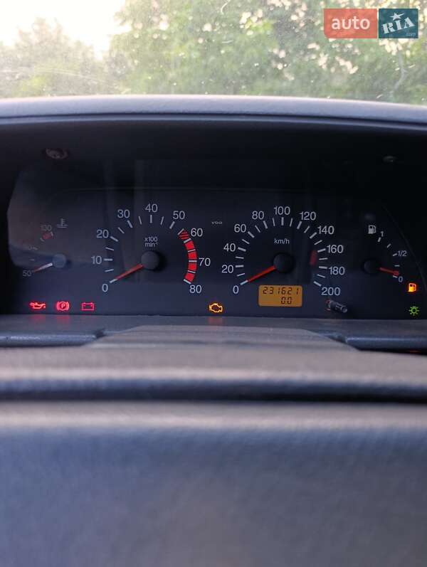 Хэтчбек ВАЗ / Lada 2112 2006 в Днепре