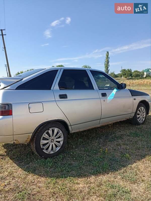 Хэтчбек ВАЗ / Lada 2112 2006 в Магдалиновке