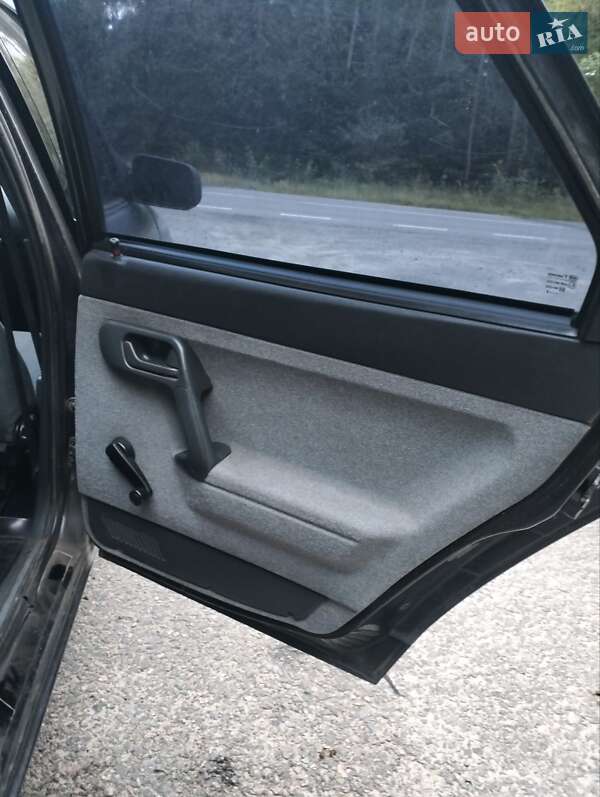 Хэтчбек ВАЗ / Lada 2112 2008 в Маневичах