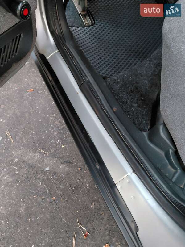 Хэтчбек ВАЗ / Lada 2112 2006 в Черкассах