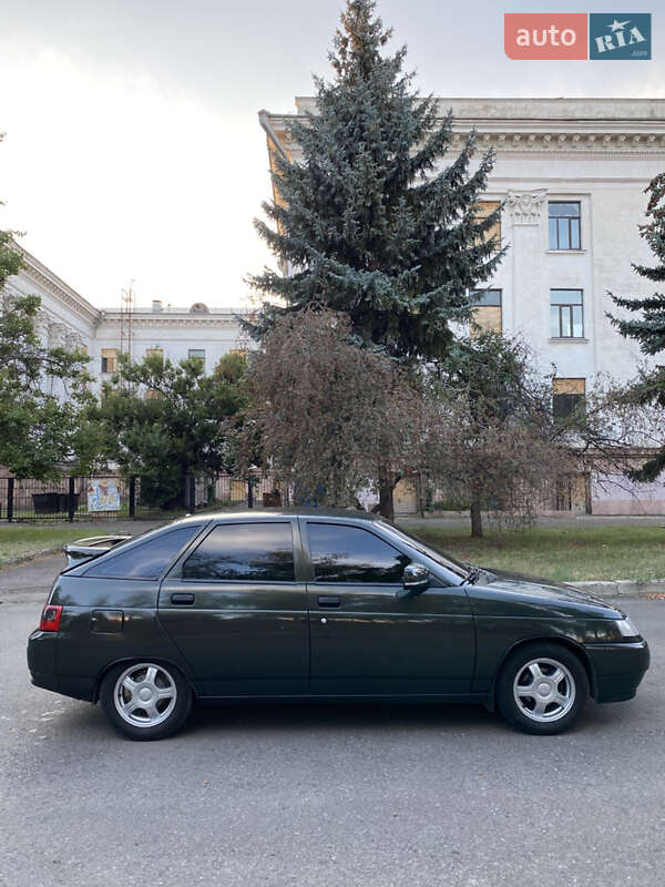 Хэтчбек ВАЗ / Lada 2112 2006 в Краматорске