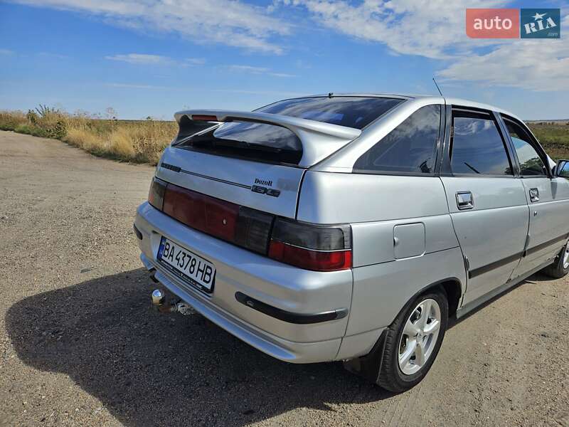 Хэтчбек ВАЗ / Lada 2112 2003 в Помошной фото 15 Хэтчбек ВАЗ / Lada 2112 2003 в Помошной