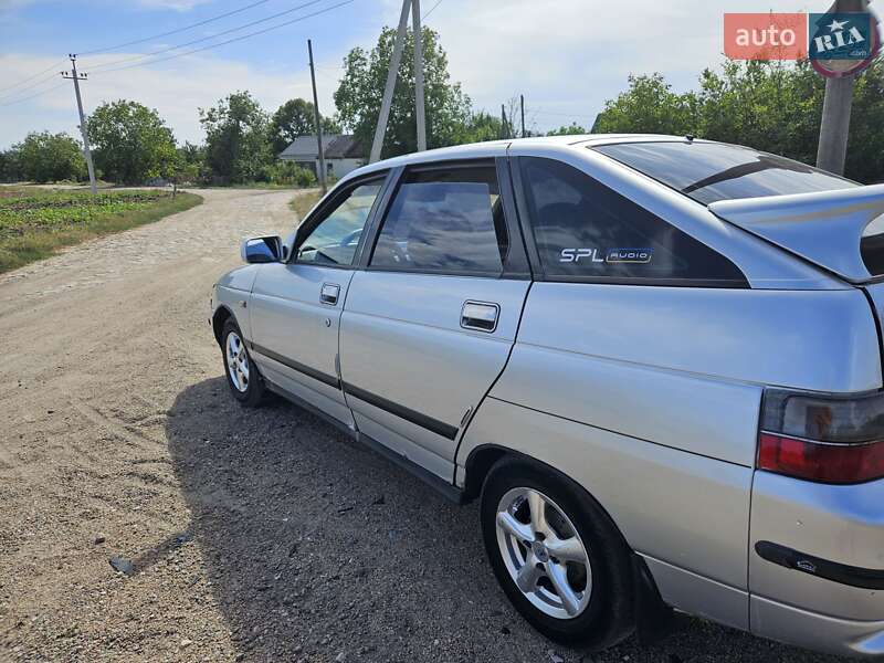 Хэтчбек ВАЗ / Lada 2112 2003 в Помошной фото 21 Хэтчбек ВАЗ / Lada 2112 2003 в Помошной