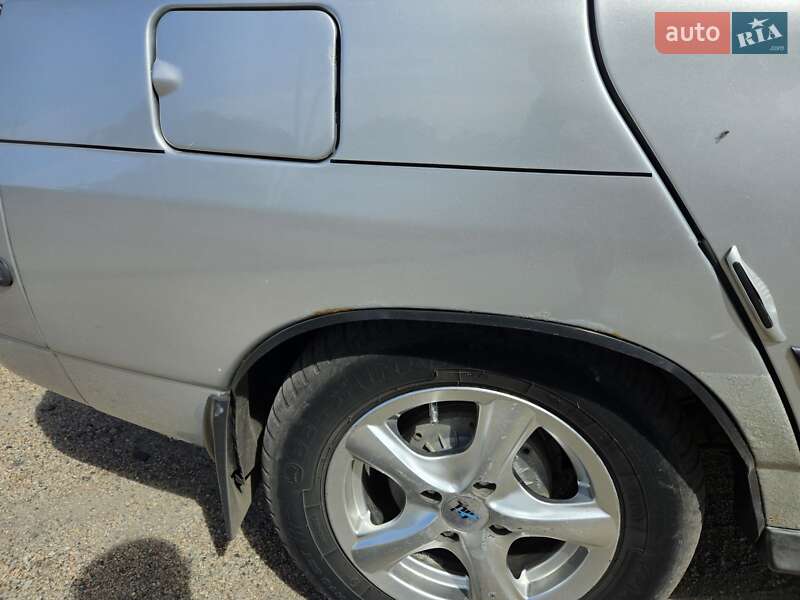 Хэтчбек ВАЗ / Lada 2112 2003 в Помошной фото 48 Хэтчбек ВАЗ / Lada 2112 2003 в Помошной