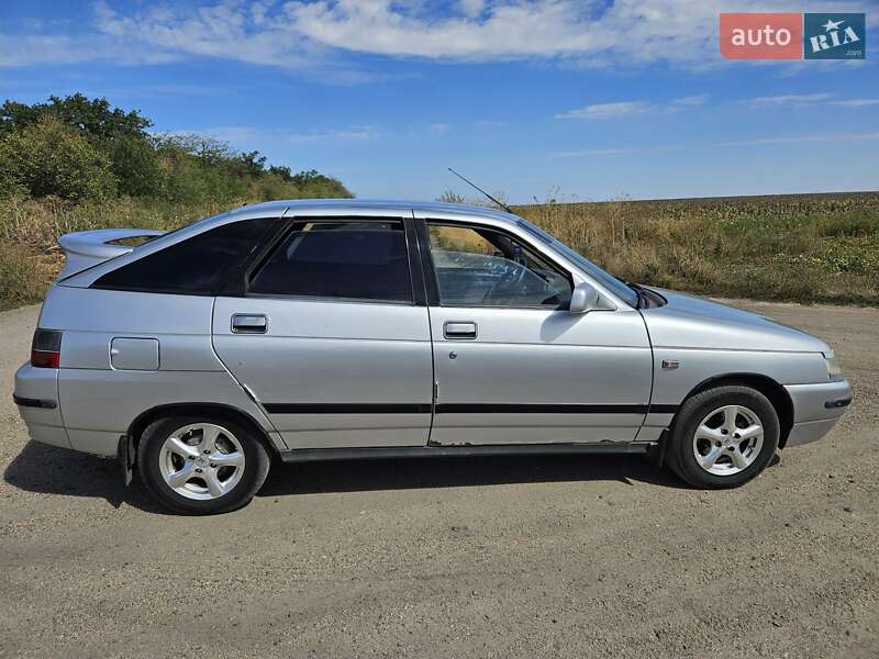 Хэтчбек ВАЗ / Lada 2112 2003 в Помошной фото 51 Хэтчбек ВАЗ / Lada 2112 2003 в Помошной