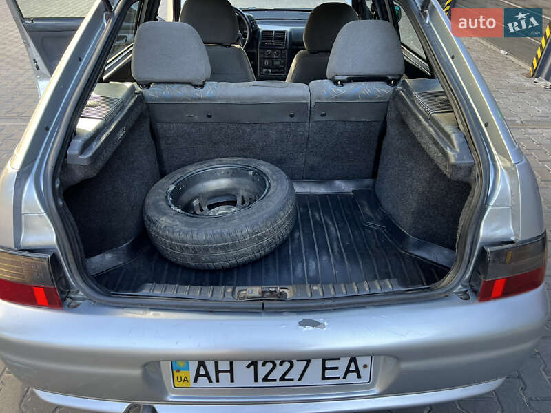 Хэтчбек ВАЗ / Lada 2112 2004 в Киеве
