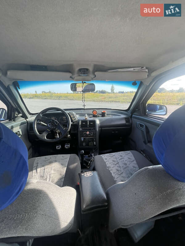 Хетчбек ВАЗ / Lada 2112 2005 в Малині фото 9 Хетчбек ВАЗ / Lada 2112 2005 в Малині