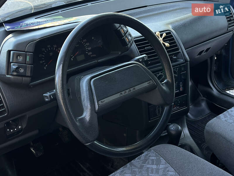 Хэтчбек ВАЗ / Lada 2112 2005 в Харькове
