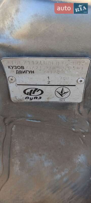 Хэтчбек ВАЗ / Lada 2112 2008 в Верхнеднепровске