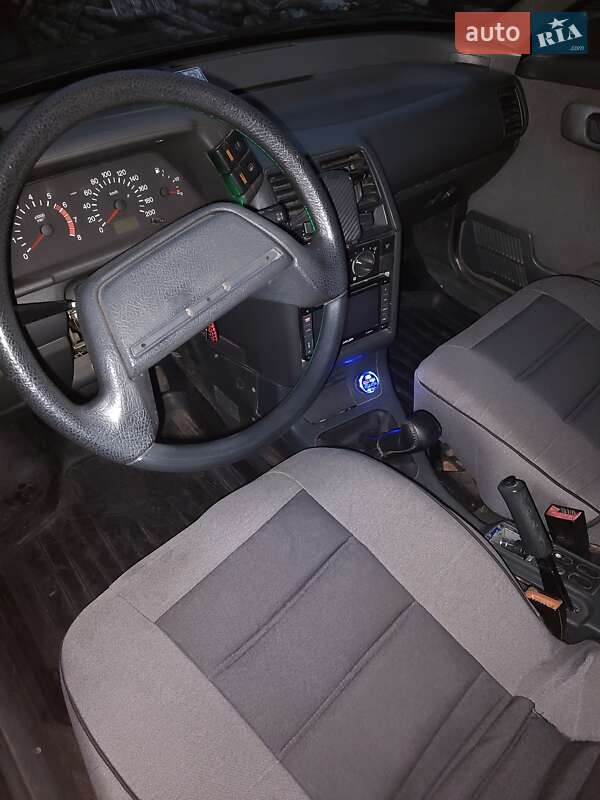 Хэтчбек ВАЗ / Lada 2112 2007 в Глухове