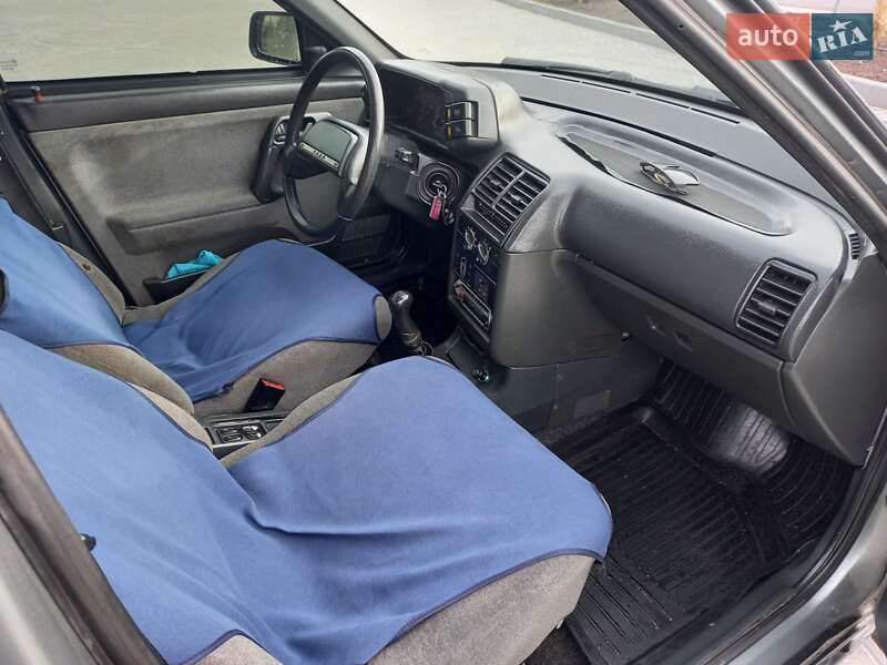 Хетчбек ВАЗ / Lada 2112 2008 в Дніпрі